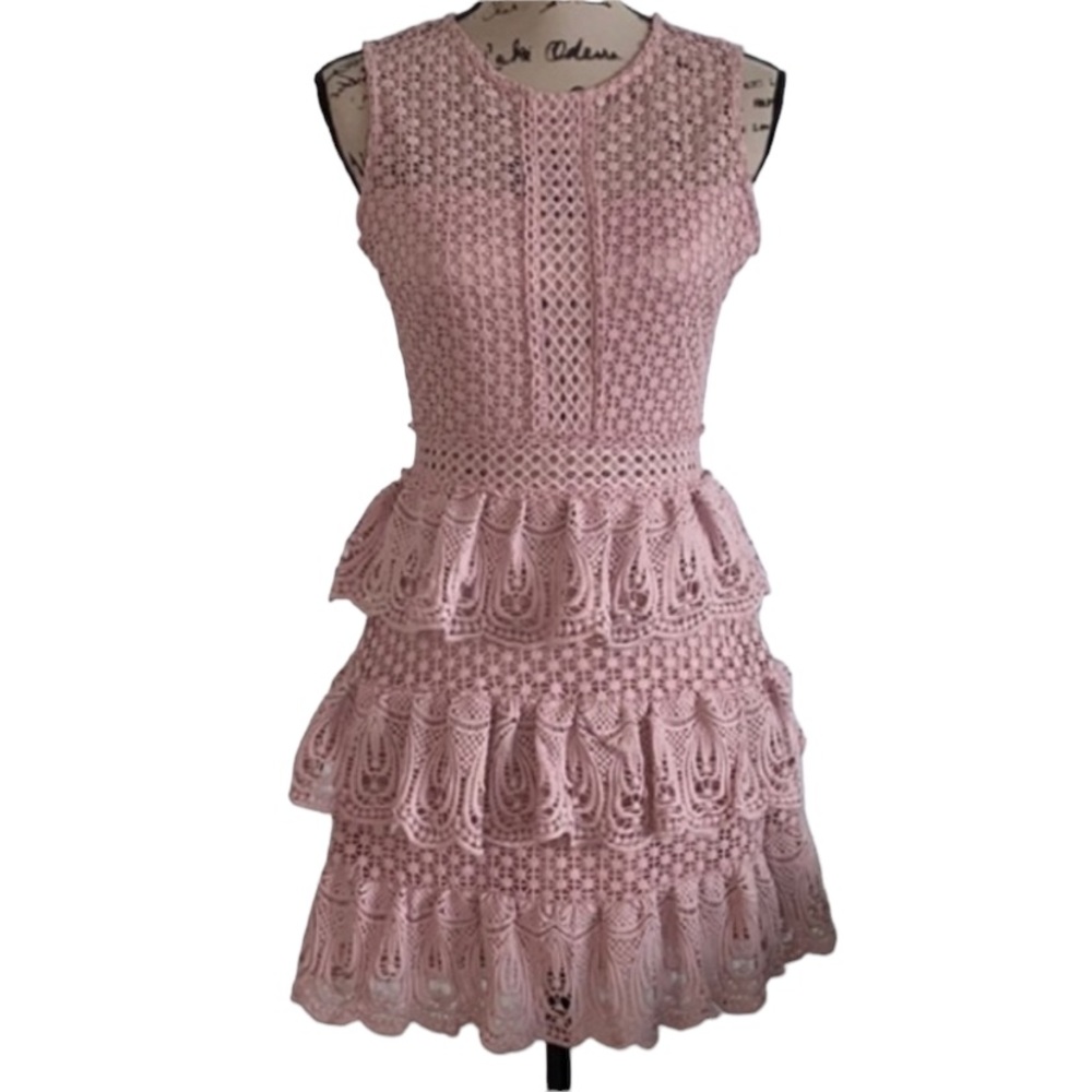 Mauve Lace 3-tiered Sleeveless Dress